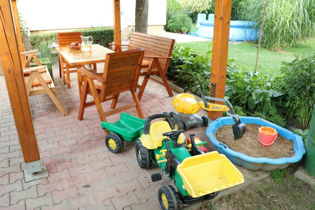 דירות Belusa Privat Cerenica מראה חיצוני תמונה